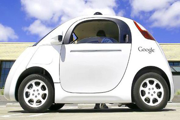 Google Car avrà giuda più sicura vicino a bambini
