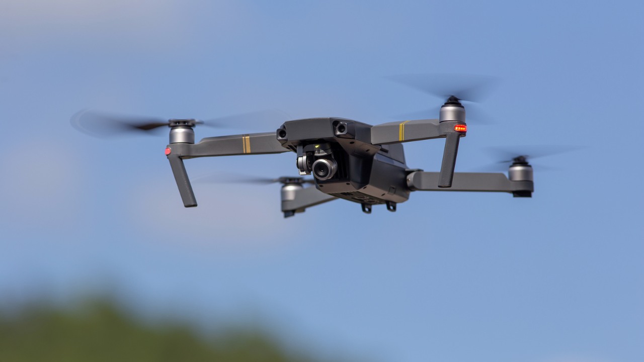 Drone in volo - Fonte Depositphotos - themagazinetech.com