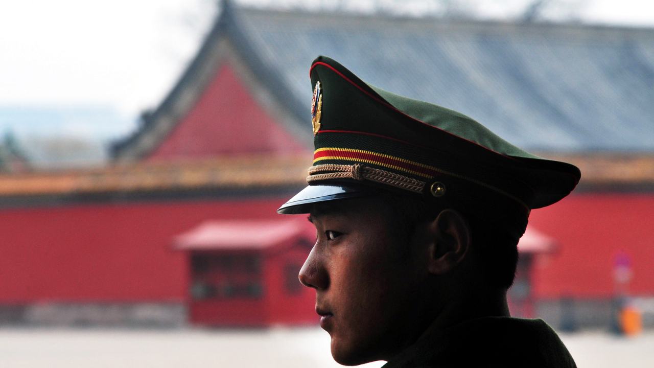 Guardia cinese - Fonte Depositphotos - themagazinetech.com