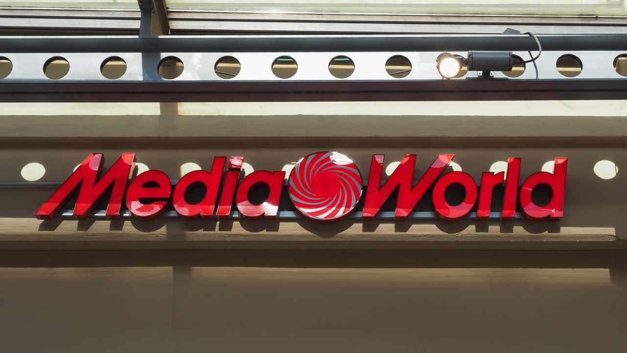 Mediaworld insegna - Fonte Depositphotos - themagazinetech.com